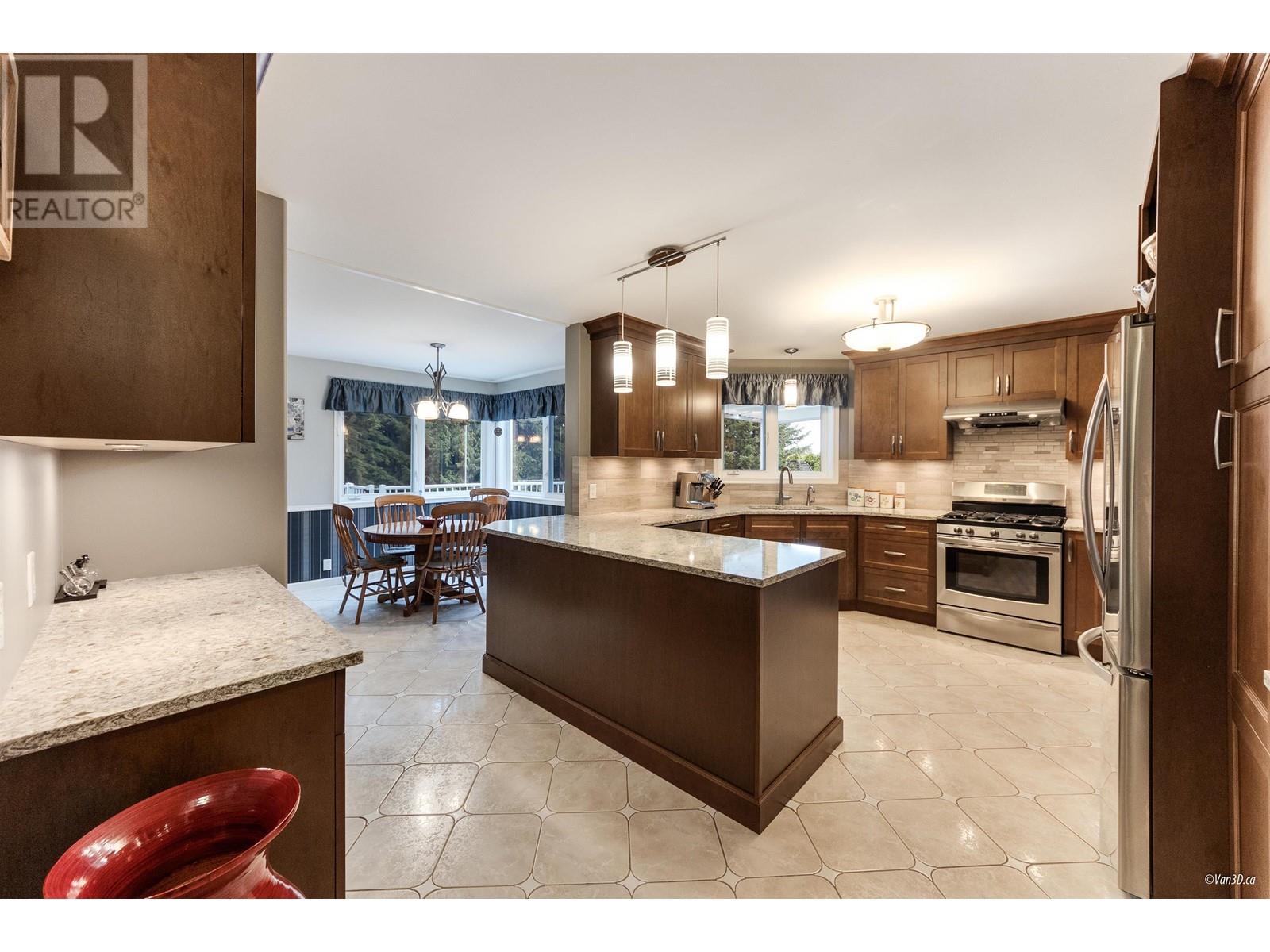 1417 Garibaldi Place, Coquitlam, British Columbia  V3E 2S6 - Photo 7 - R2978731