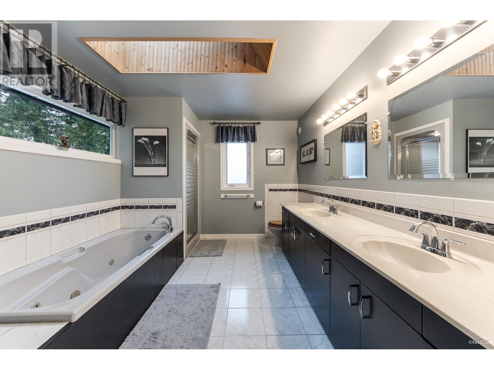 1417 Garibaldi Place, Coquitlam, British Columbia  V3E 2S6 - Photo 22 - R2978731
