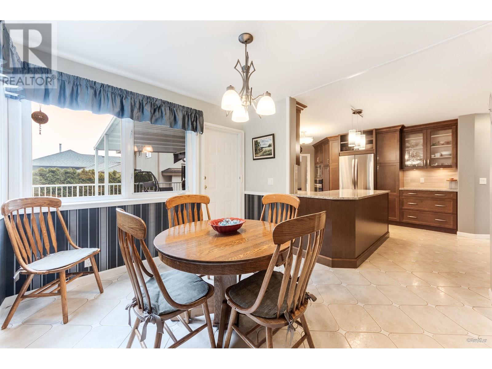 1417 Garibaldi Place, Coquitlam, British Columbia  V3E 2S6 - Photo 12 - R2978731