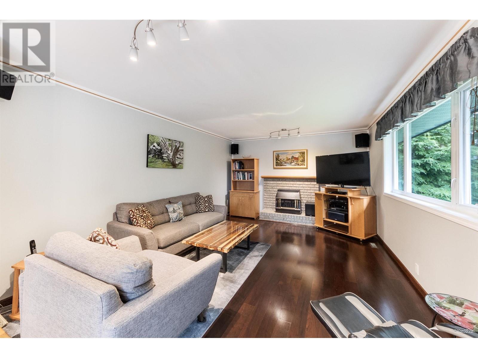 1417 Garibaldi Place, Coquitlam, British Columbia  V3E 2S6 - Photo 13 - R2978731
