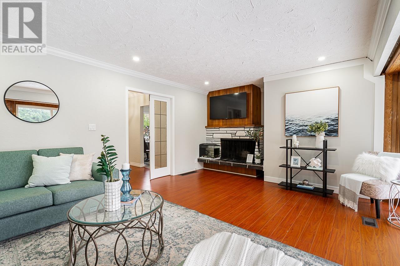 310 Inglewood Avenue, West Vancouver, British Columbia  V7T 1X1 - Photo 15 - R2978772