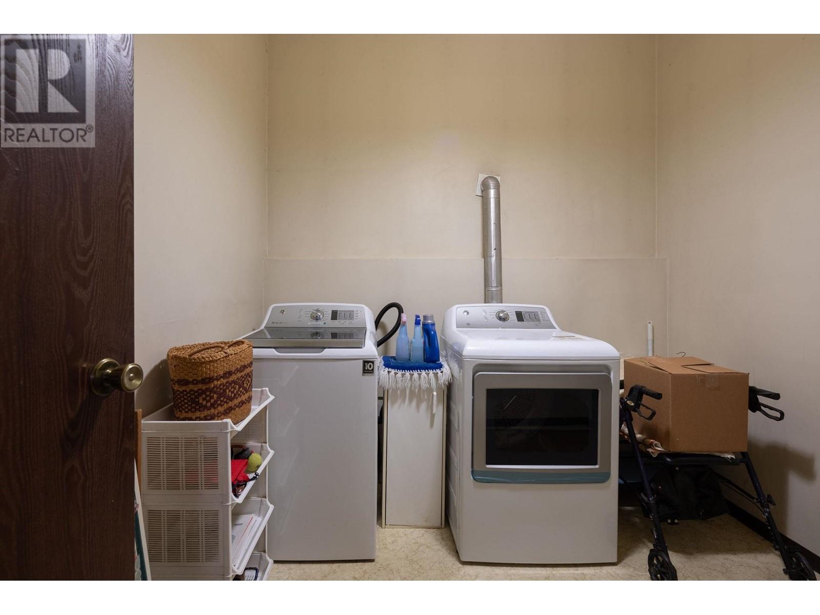 2221 Bowser Avenue, North Vancouver, British Columbia  V7P 2Z1 - Photo 36 - R2978342