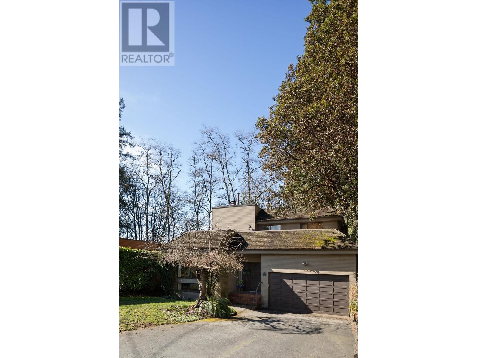 2221 Bowser Avenue, North Vancouver, British Columbia  V7P 2Z1 - Photo 3 - R2978342
