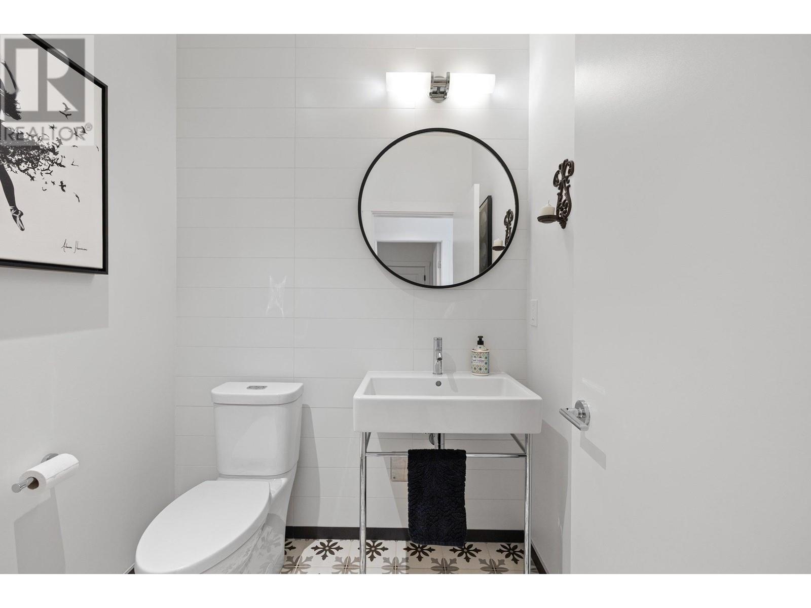 240 Parkside Street, Tsawwassen, British Columbia  V4L 0A9 - Photo 31 - R2978486