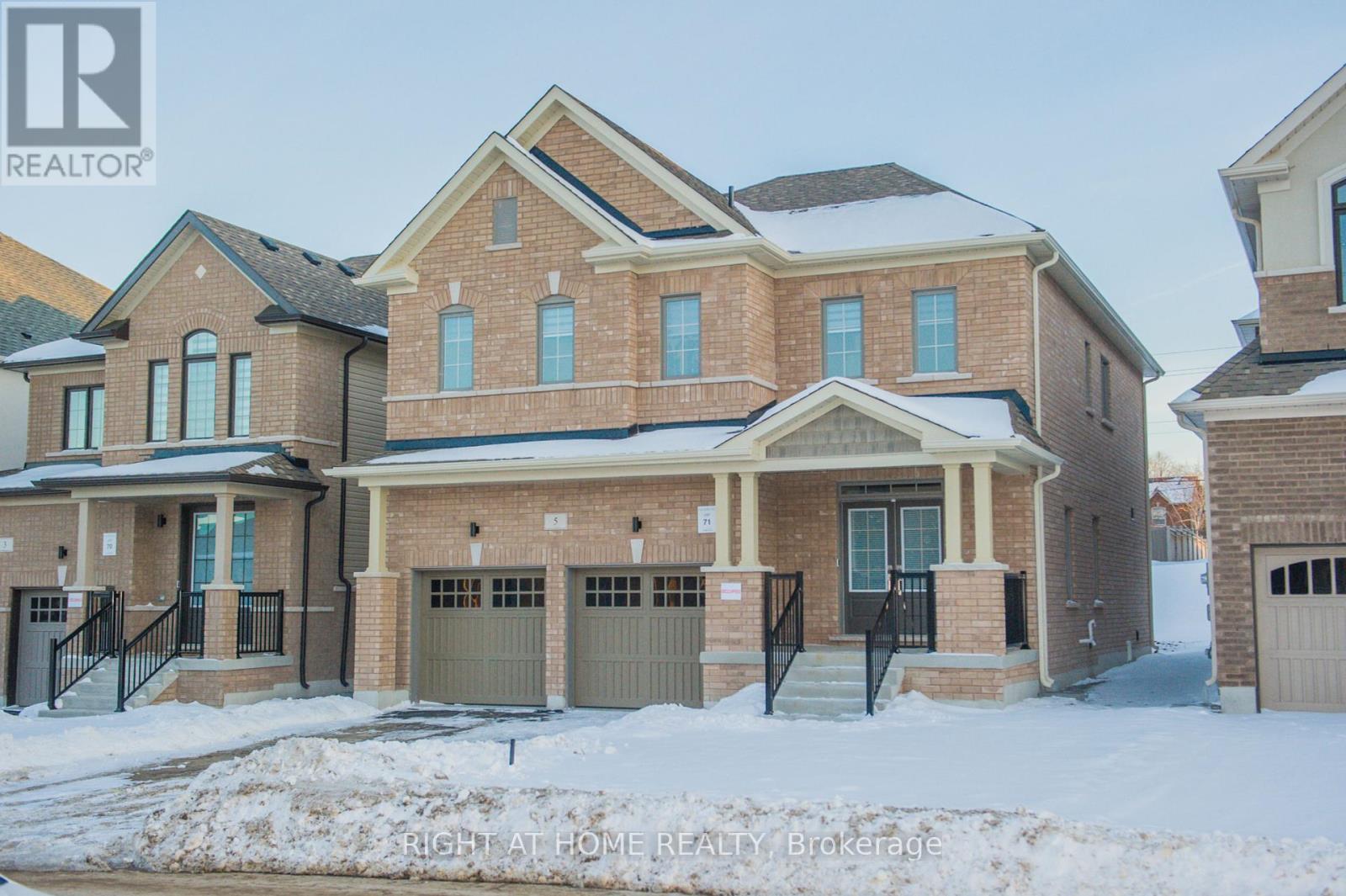 Property at 5 STENNETT DRIVE image 1