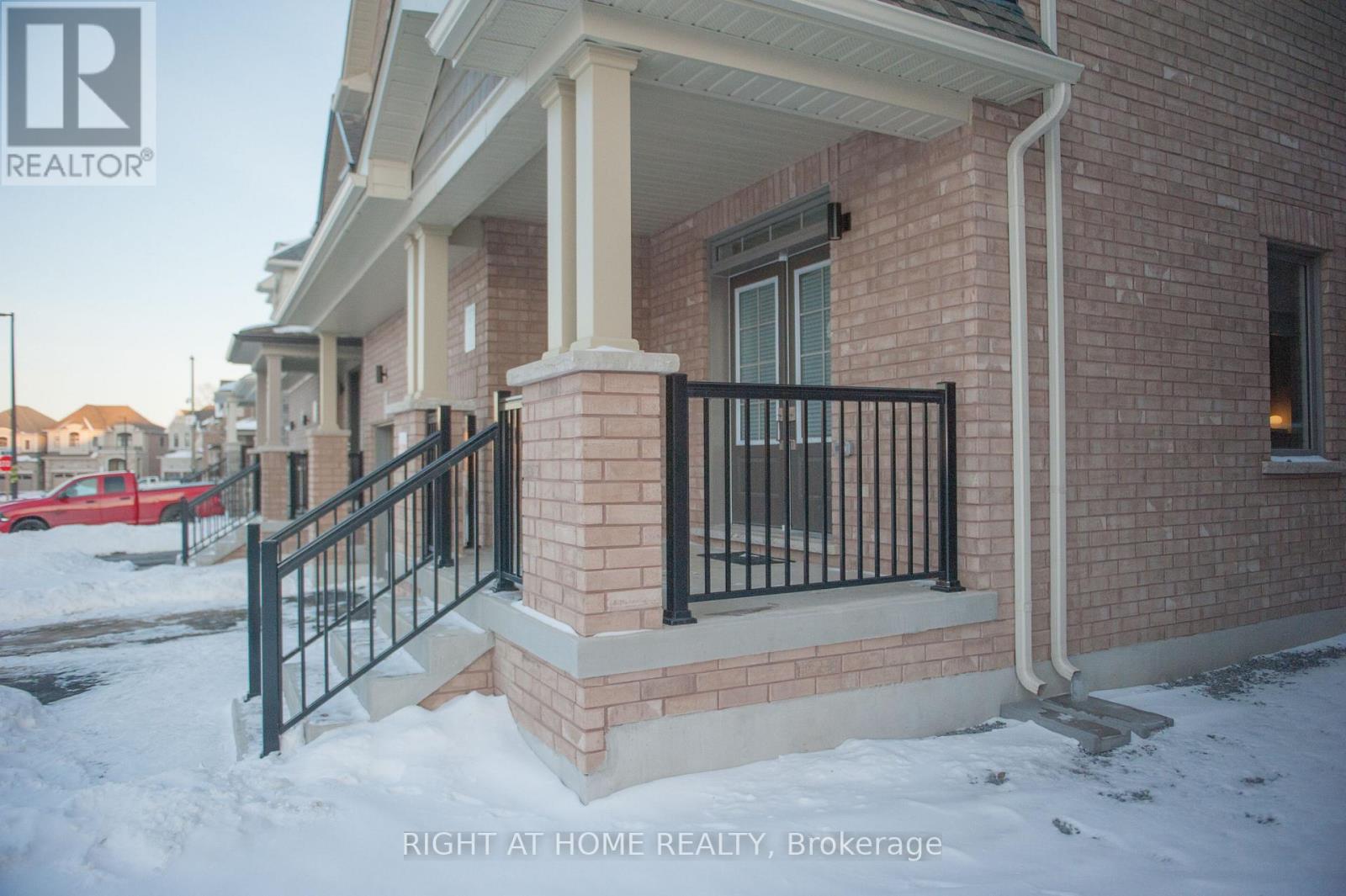 Property at 5 STENNETT DRIVE image 4