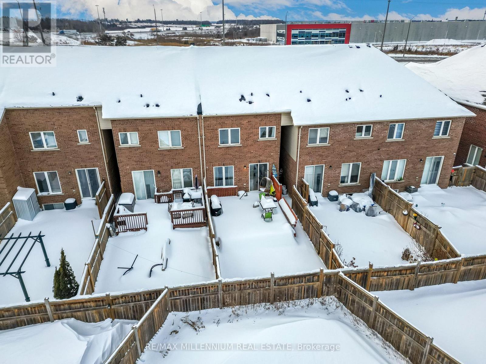 70 Sussexvale Drive, Brampton, Ontario  L6R 3R4 - Photo 47 - W12024789