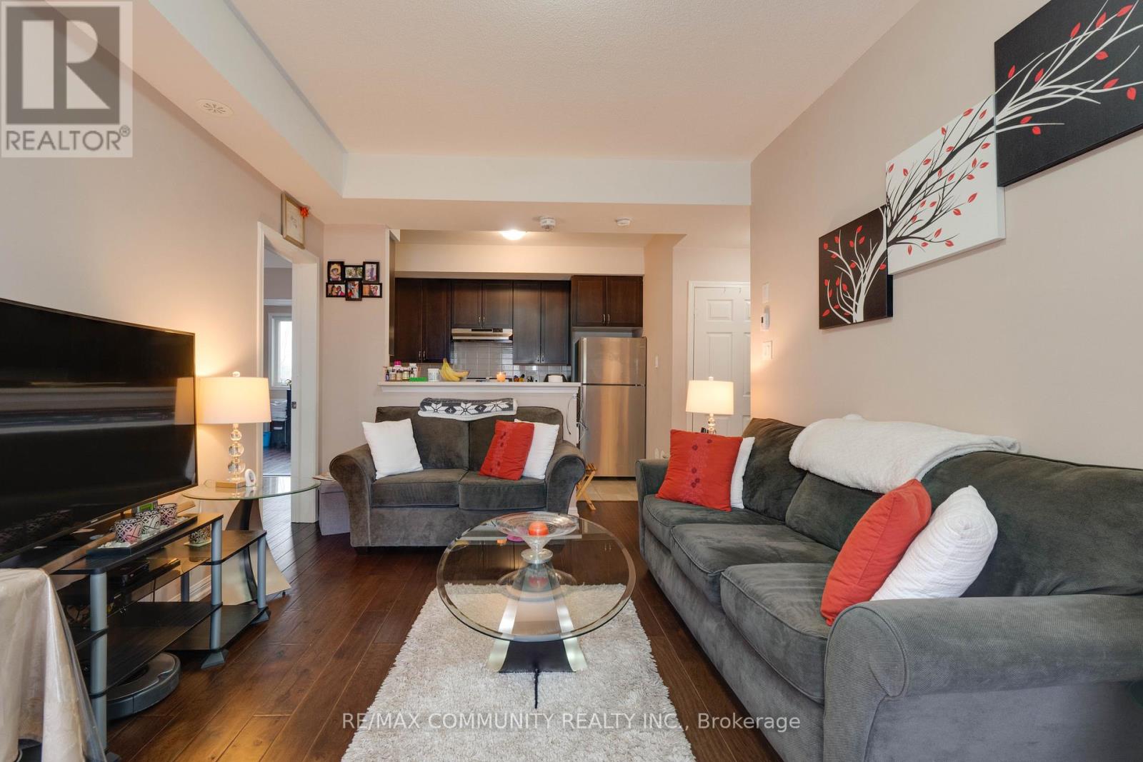 Property at 195 - 250 SUNNY MEADOW BOULEVARD image 3