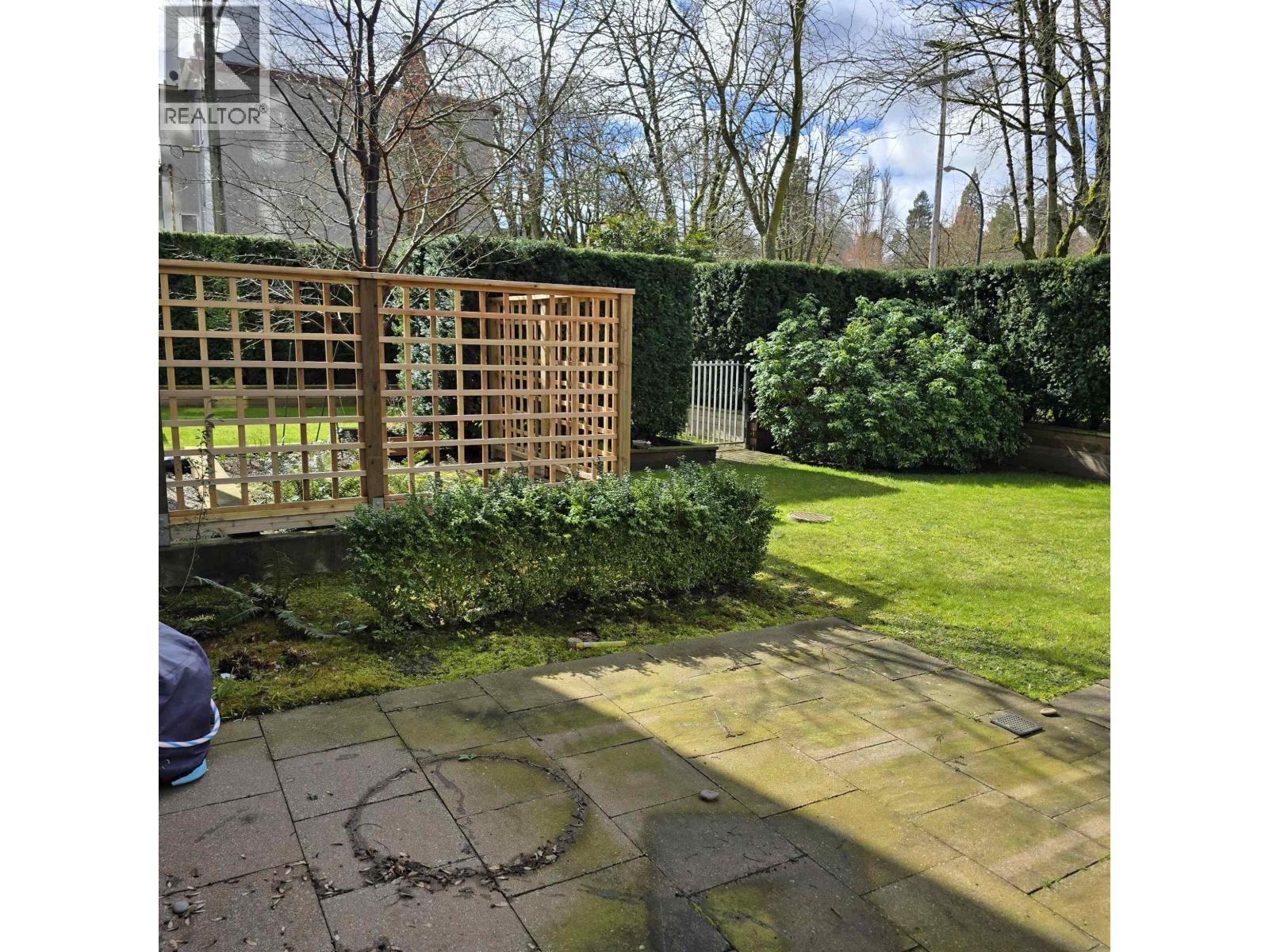 102 1088 W 14th Avenue, Vancouver, British Columbia  V6H 1P3 - Photo 3 - R2978617