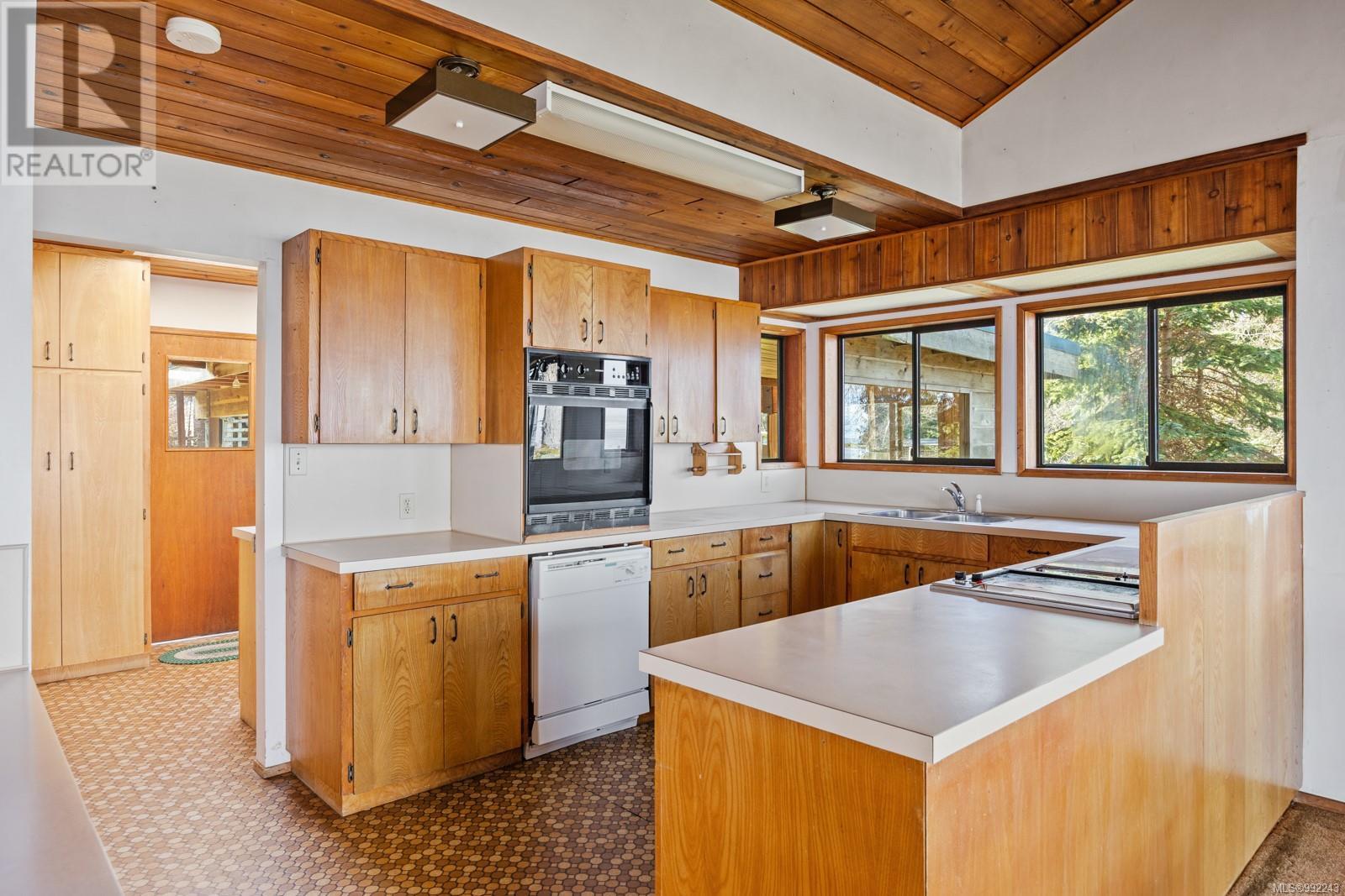 6055 Maclean Rd, Hornby Island, British Columbia  V0R 1Z0 - Photo 18 - 992243