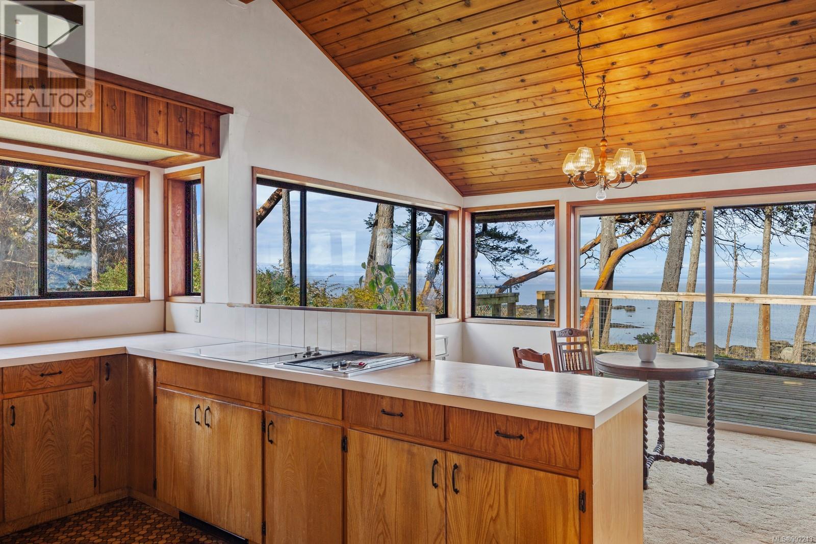 6055 Maclean Rd, Hornby Island, British Columbia  V0R 1Z0 - Photo 17 - 992243