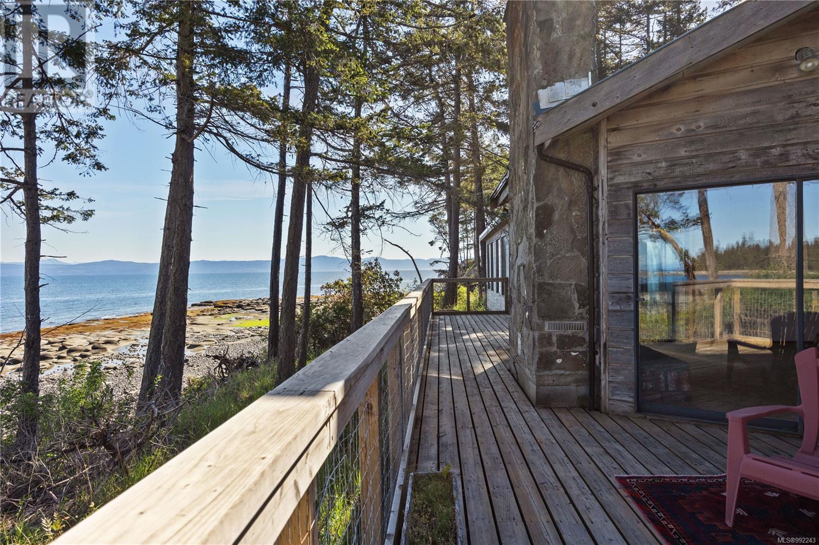 6055 Maclean Rd, Hornby Island, British Columbia  V0R 1Z0 - Photo 38 - 992243