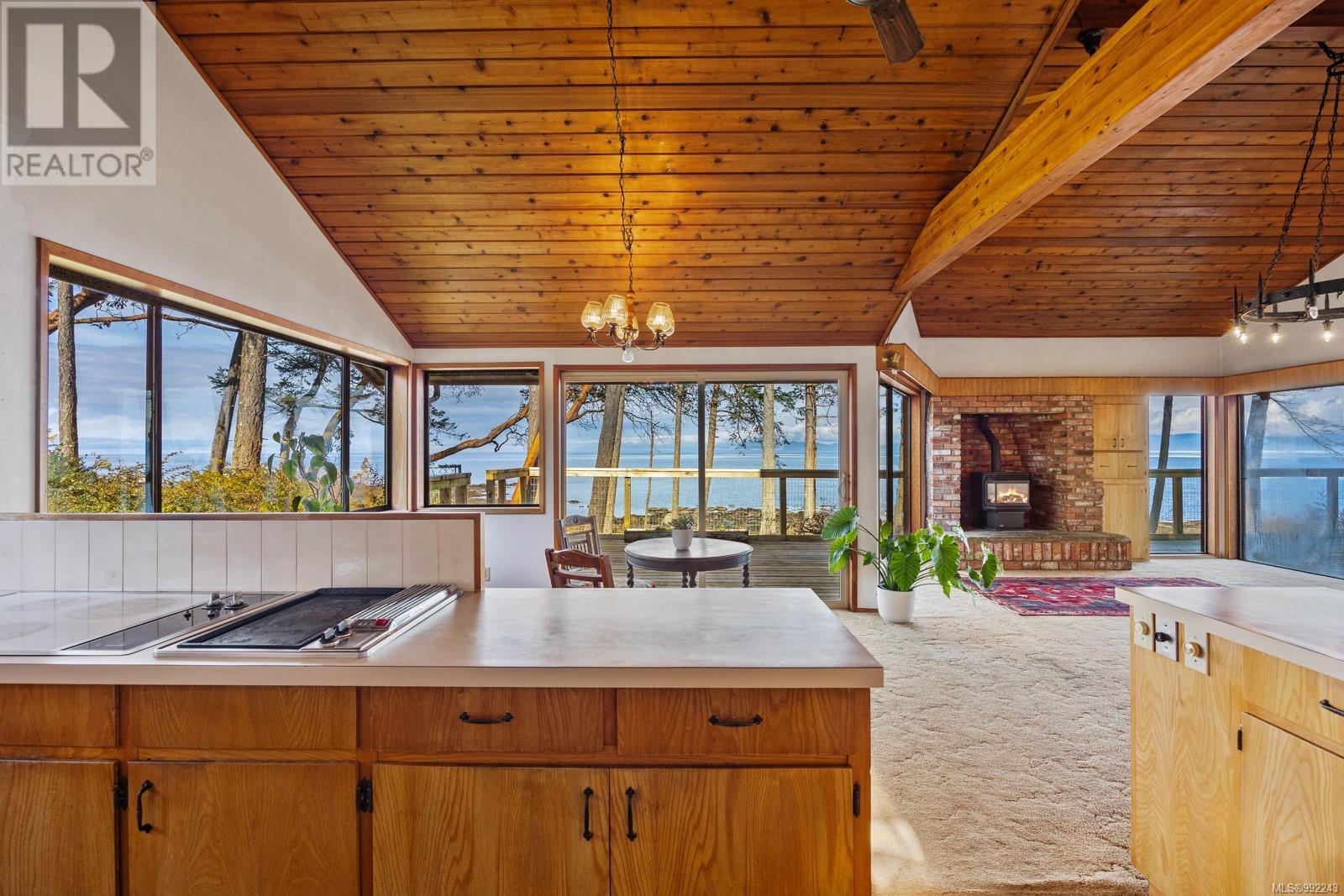 6055 Maclean Rd, Hornby Island, British Columbia  V0R 1Z0 - Photo 16 - 992243