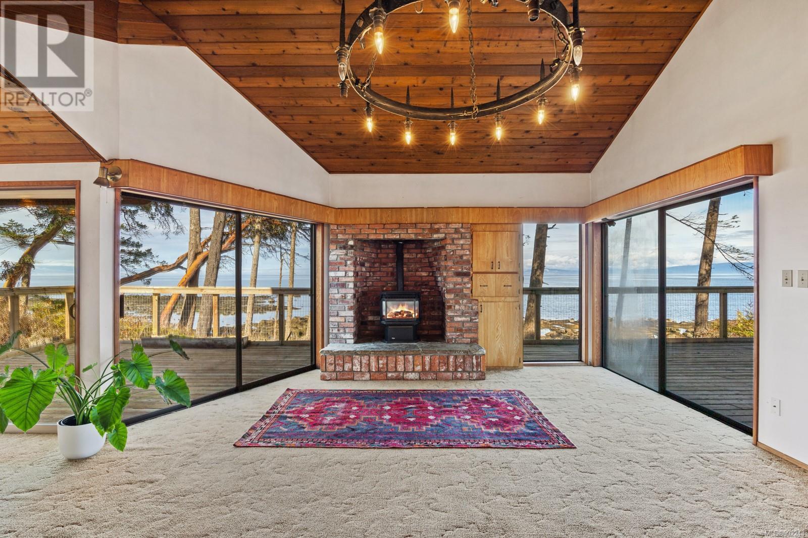 6055 Maclean Rd, Hornby Island, British Columbia  V0R 1Z0 - Photo 14 - 992243