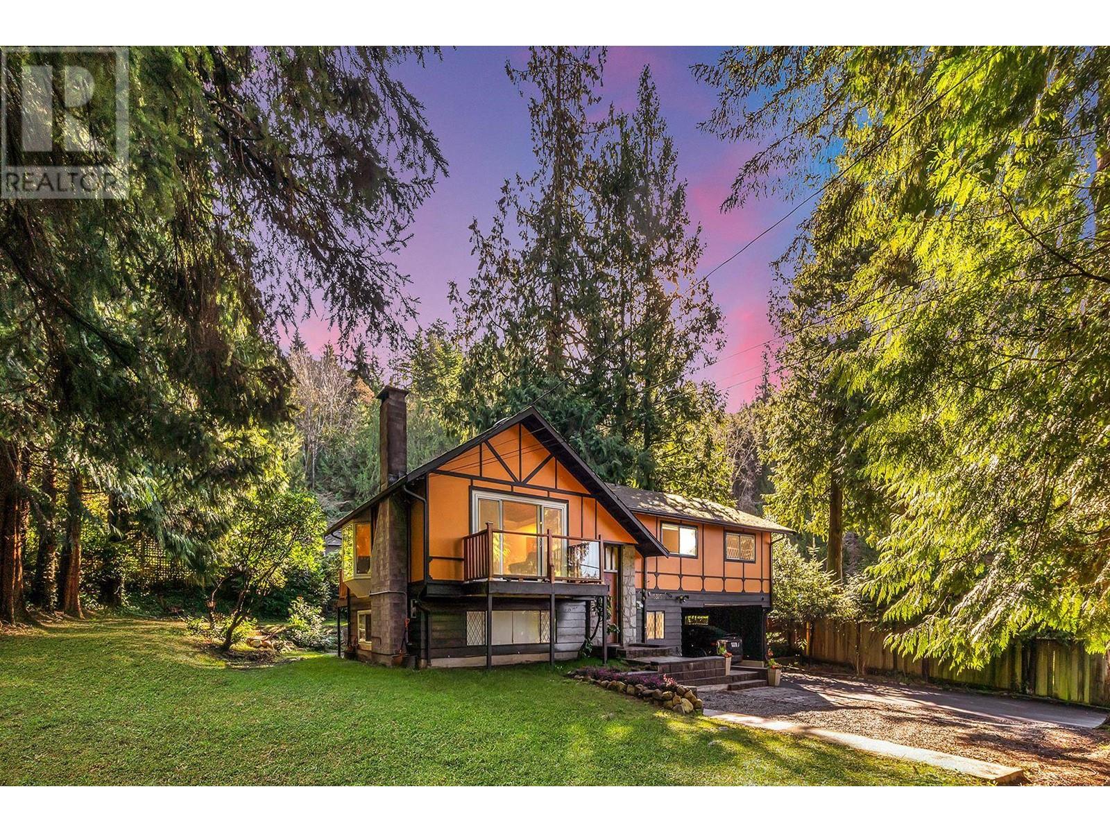 5325 MARINE DRIVE, West Vancouver, British Columbia