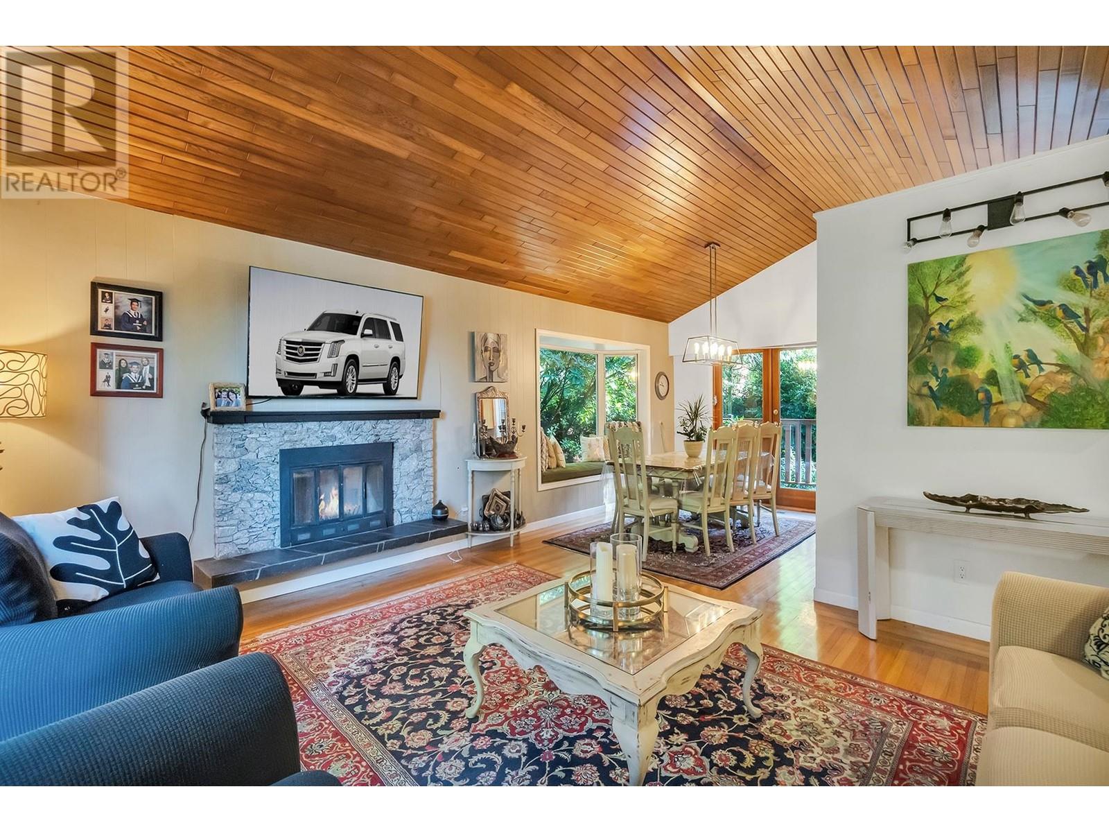 5325 Marine Drive, West Vancouver, British Columbia  V7W 2P5 - Photo 8 - R2978568