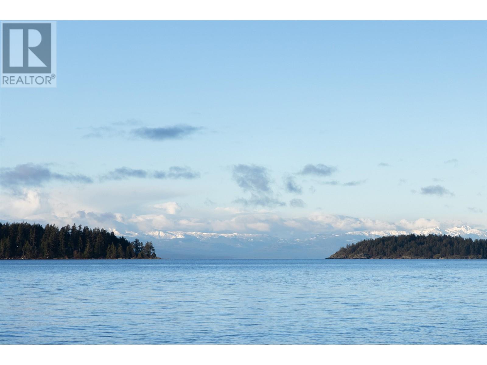 5845 Sunshine Coast Highway, Sechelt, British Columbia  V0N 3A1 - Photo 11 - R2978929