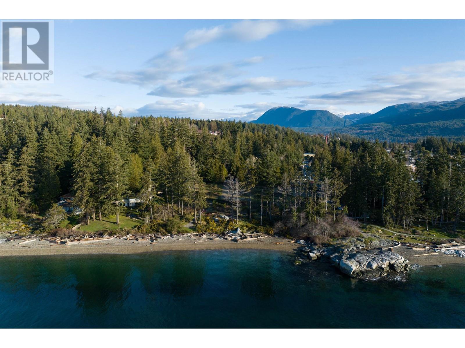 5845 Sunshine Coast Highway, Sechelt, British Columbia  V0N 3A1 - Photo 19 - R2978929