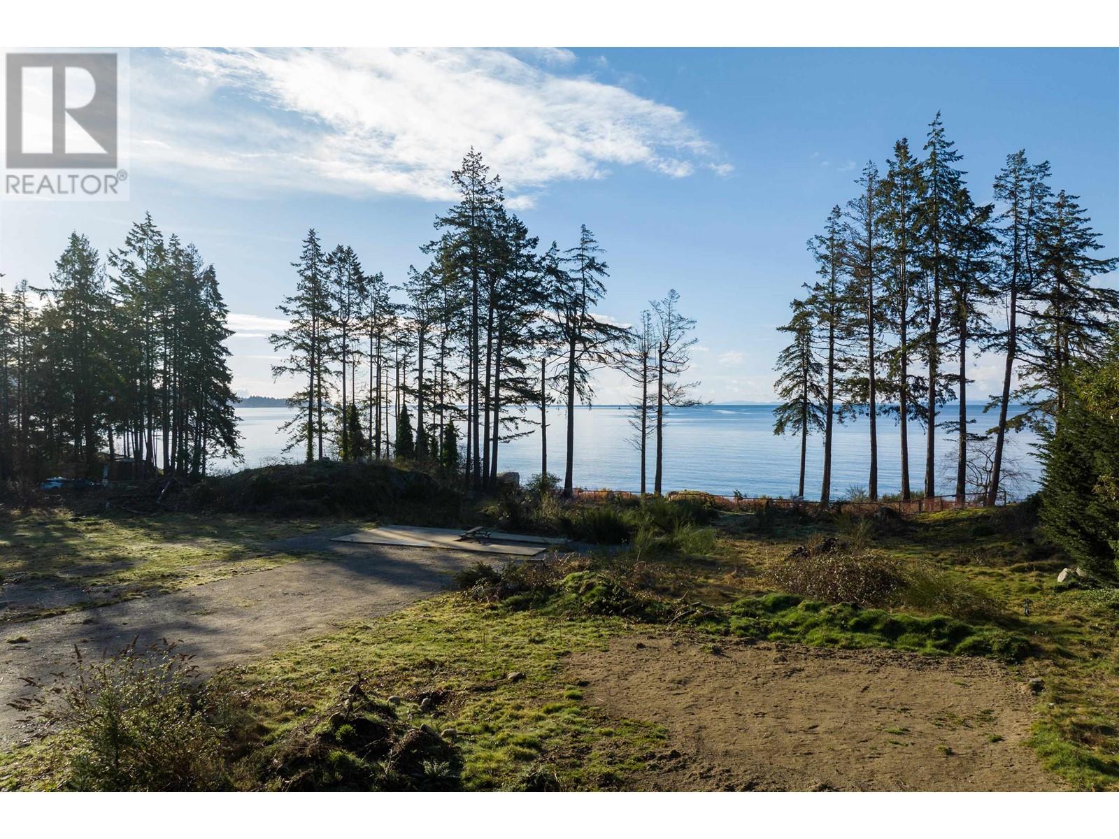 5845 Sunshine Coast Highway, Sechelt, British Columbia  V0N 3A1 - Photo 5 - R2978929