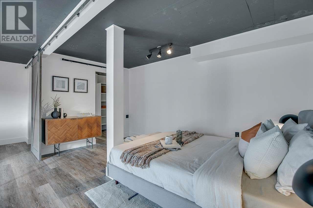 Listing Picture 19 of 39 : 512 22 E CORDOVA STREET, Vancouver / 溫哥華 - 魯藝地產 Yvonne Lu Group - MLS Medallion Club Member