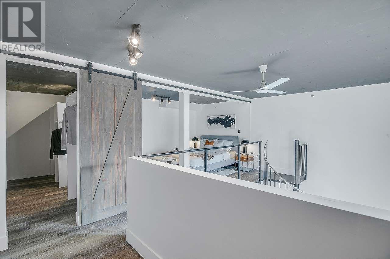 Listing Picture 27 of 39 : 512 22 E CORDOVA STREET, Vancouver / 溫哥華 - 魯藝地產 Yvonne Lu Group - MLS Medallion Club Member
