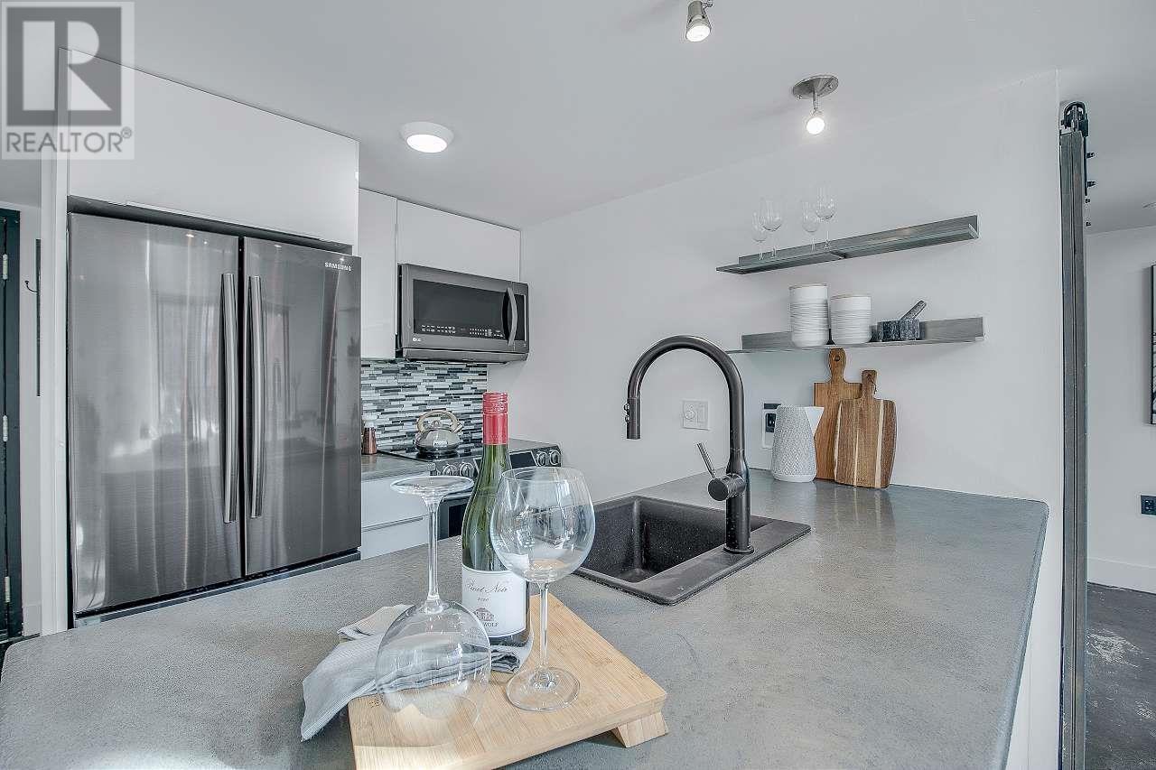 Listing Picture 9 of 39 : 512 22 E CORDOVA STREET, Vancouver / 溫哥華 - 魯藝地產 Yvonne Lu Group - MLS Medallion Club Member
