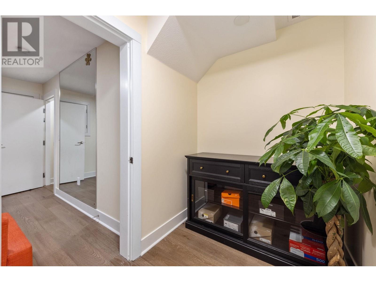 2160 W 8th Avenue, Vancouver, British Columbia  V6K 2A4 - Photo 26 - R2978892