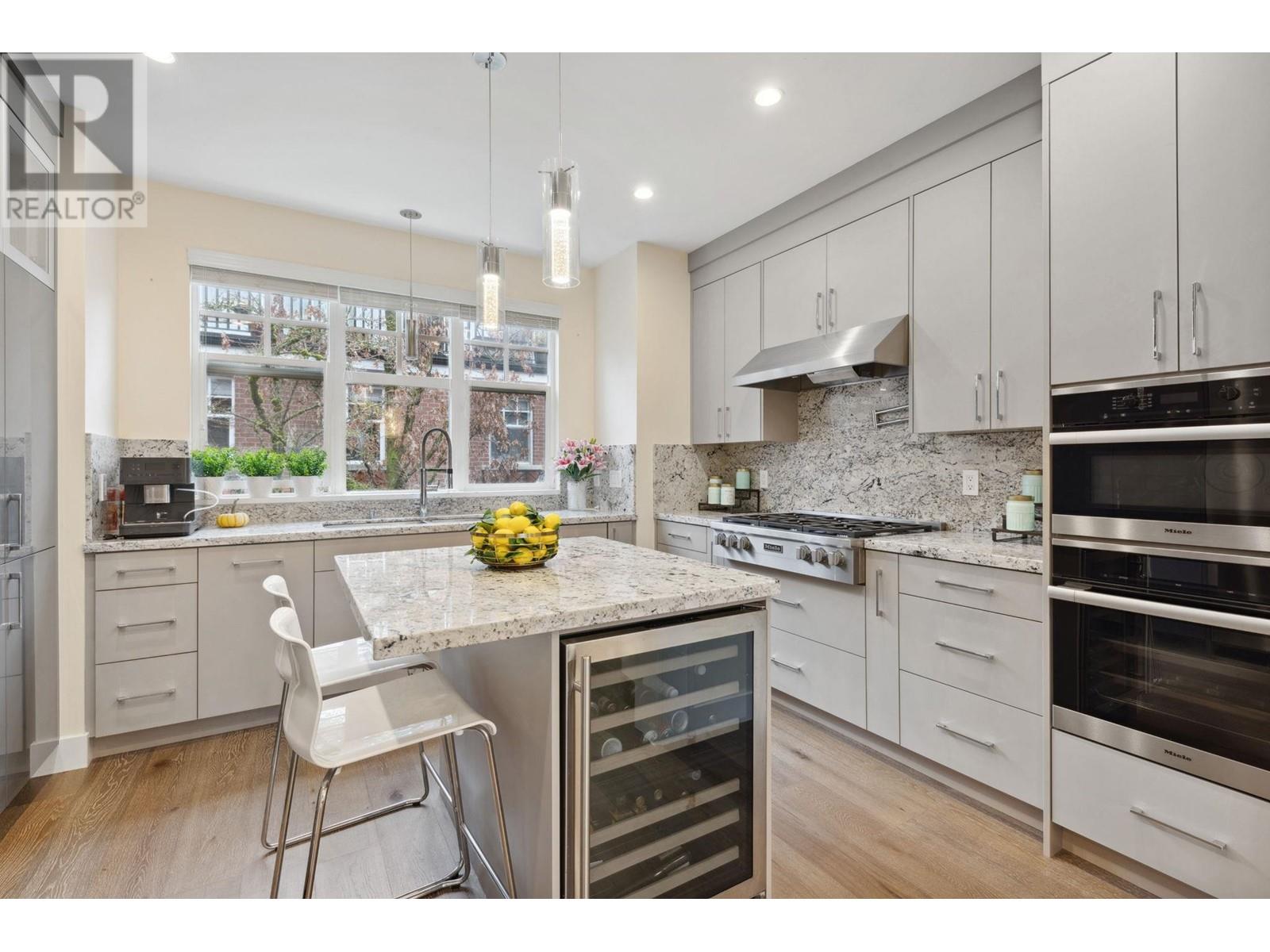2160 W 8th Avenue, Vancouver, British Columbia  V6K 2A4 - Photo 8 - R2978892