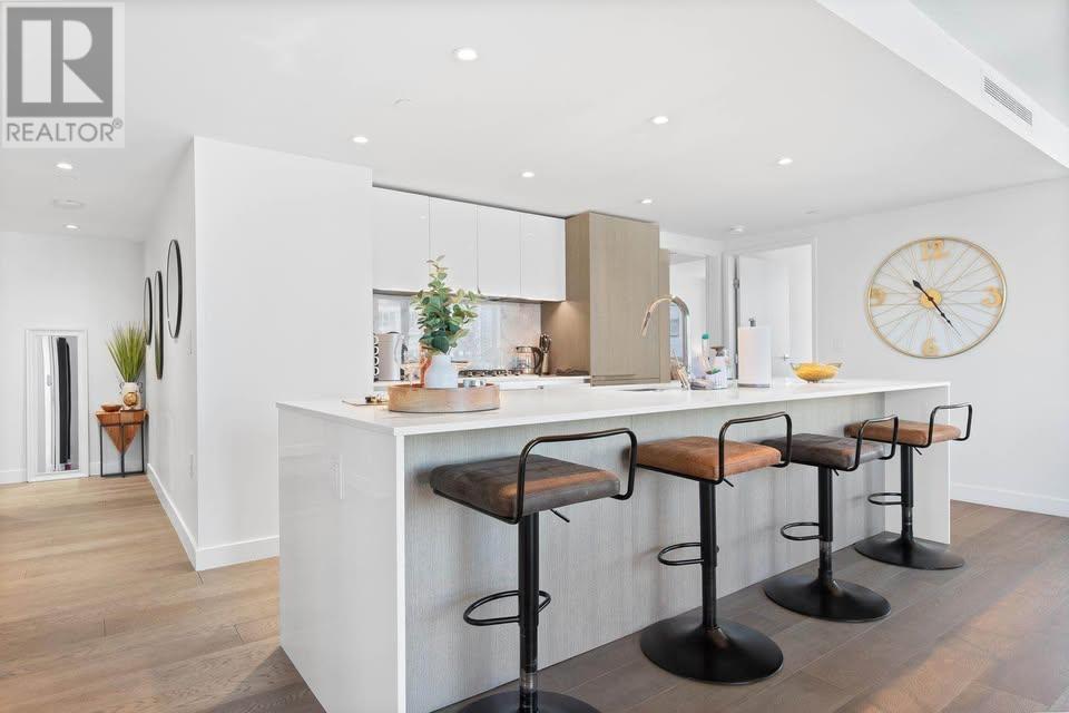 230x 1111 Richards Street, Vancouver, British Columbia  V6B 0S3 - Photo 2 - R2978924