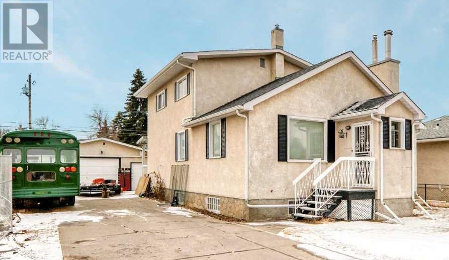 Property at 233 27 Avenue NE image 1