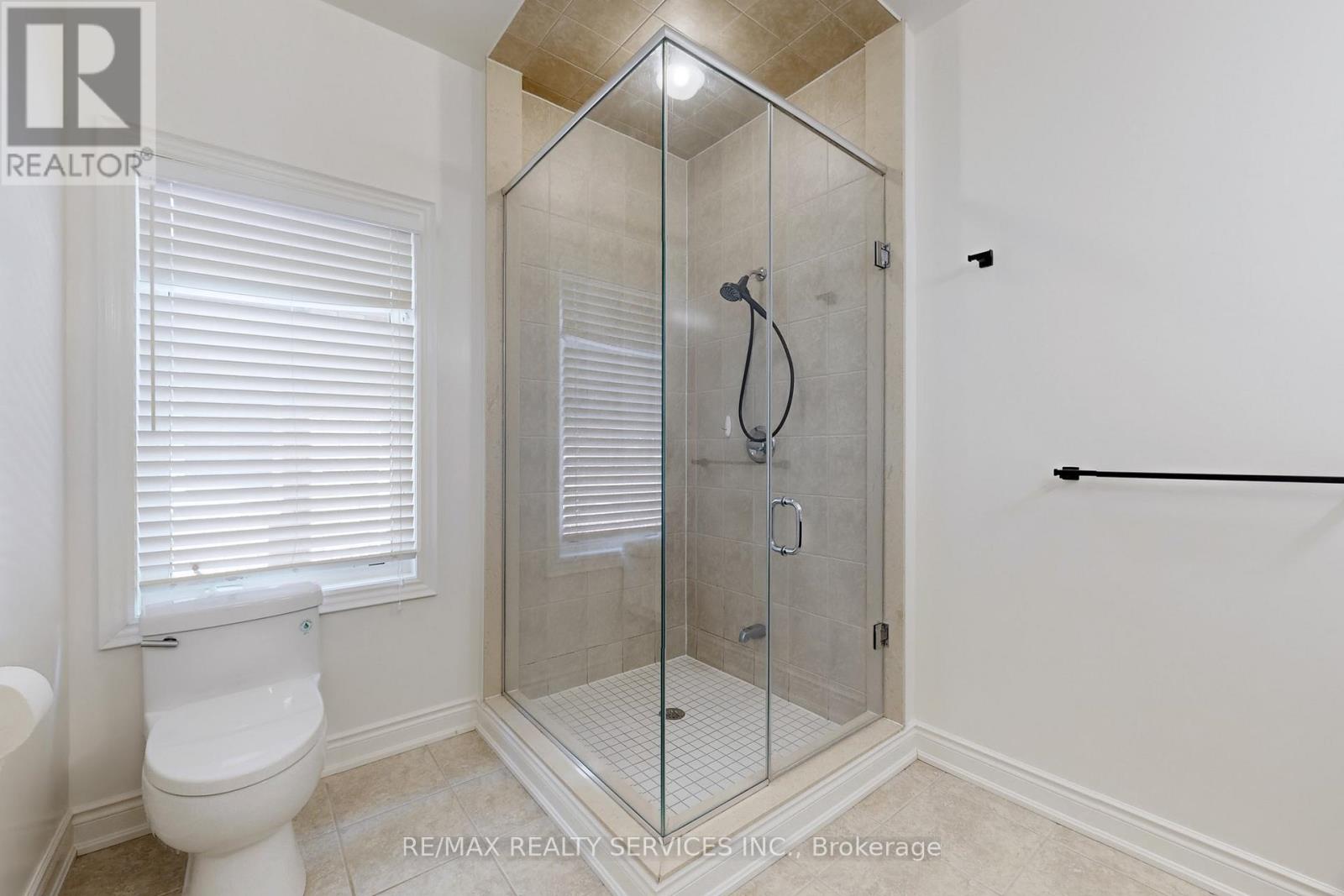 87 - 200 Kingfisher Drive, Mono, Ontario  L9W 0B3 - Photo 16 - X12024832