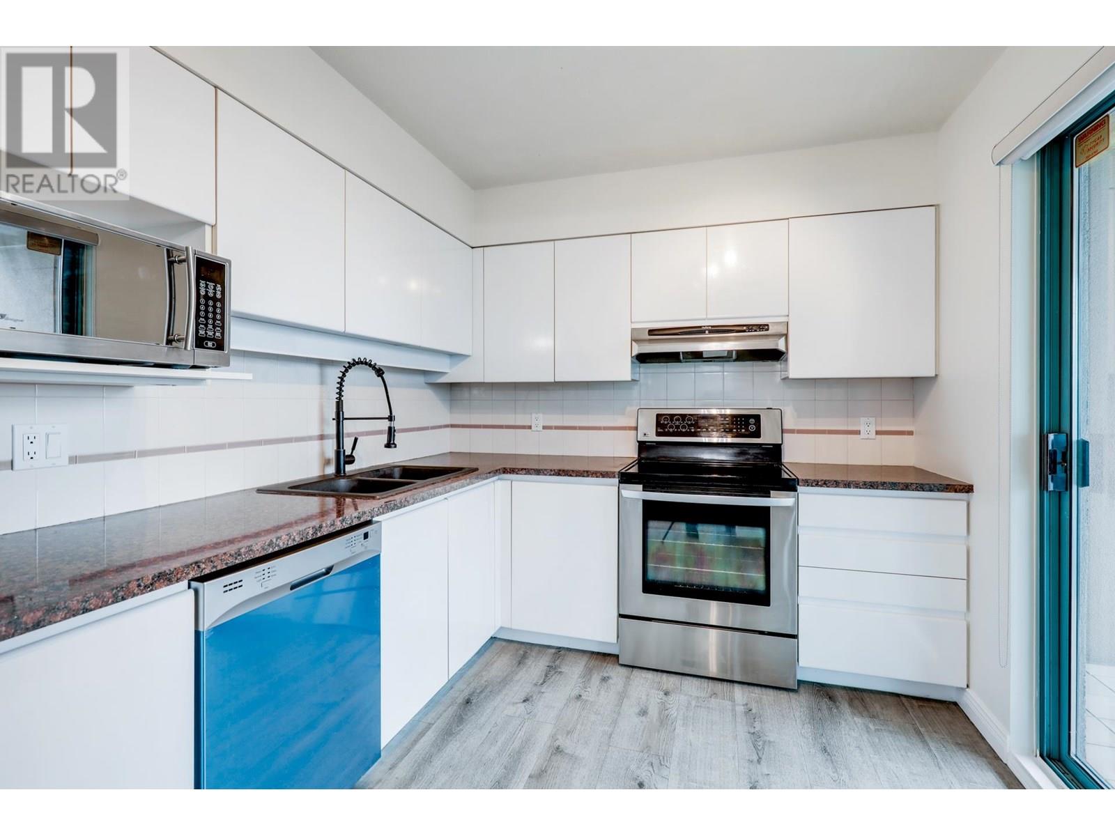 801 1555 Eastern Avenue, North Vancouver, British Columbia  V7L 3G2 - Photo 10 - R2977656