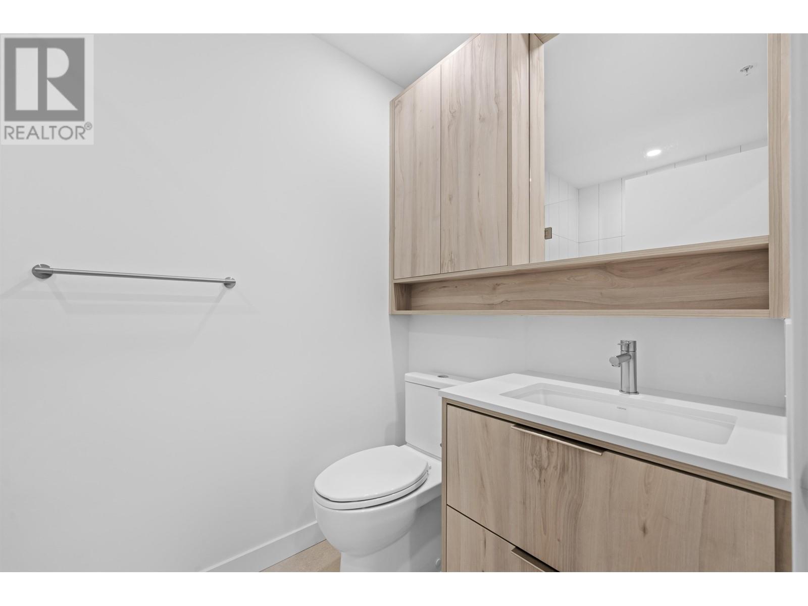 318 3596 Malsum Drive, North Vancouver, British Columbia  V7G 0B5 - Photo 11 - R2978910