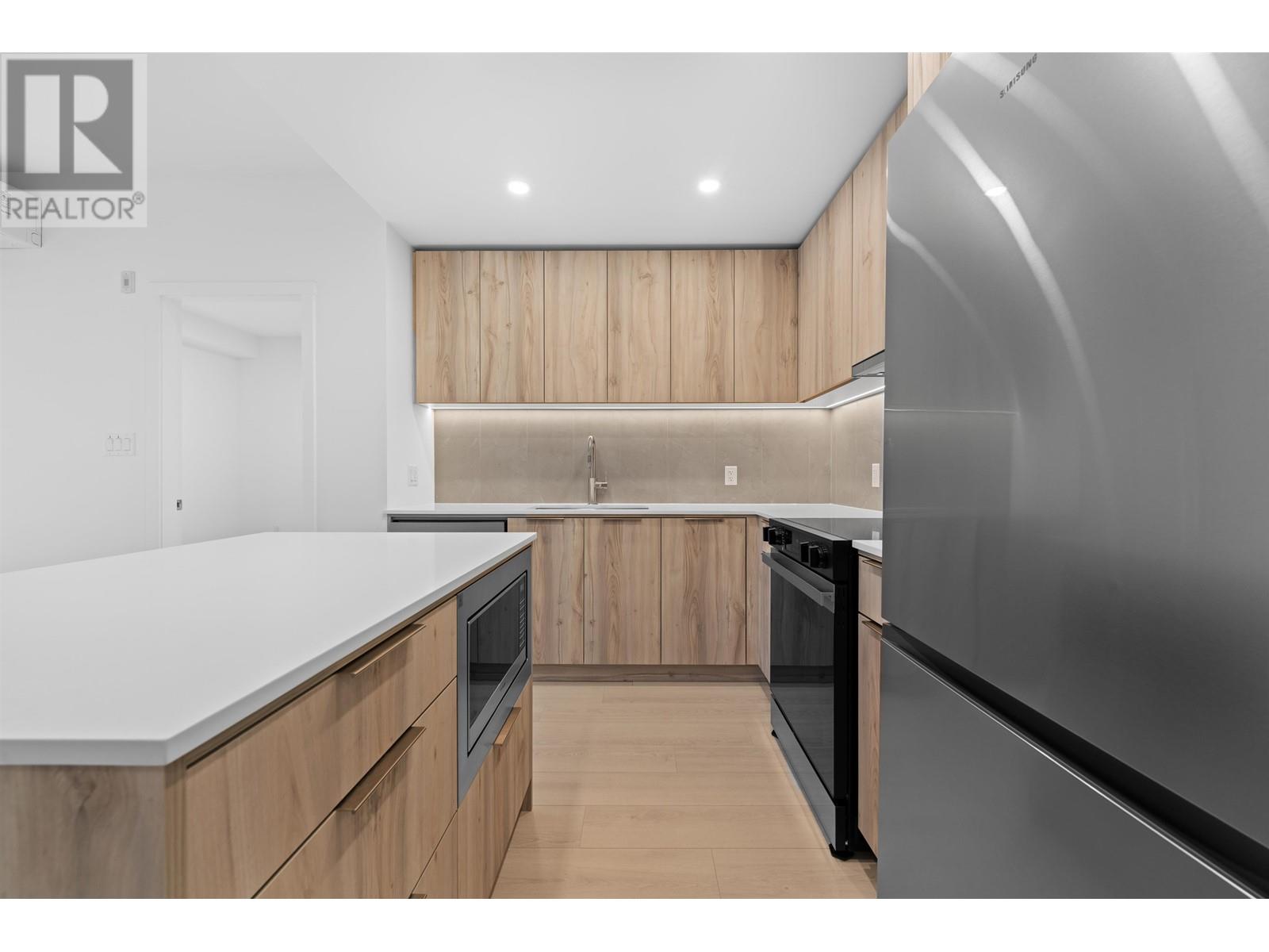 318 3596 Malsum Drive, North Vancouver, British Columbia  V7G 0B5 - Photo 5 - R2978910