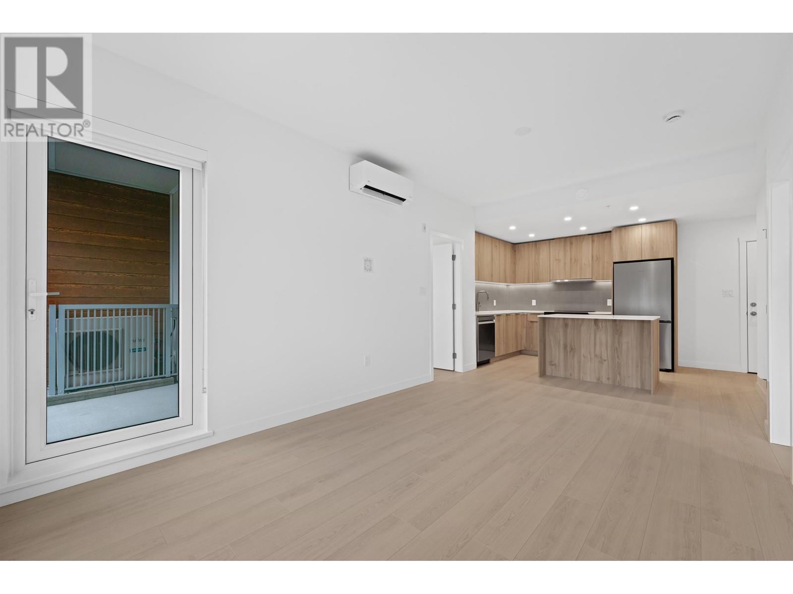 318 3596 Malsum Drive, North Vancouver, British Columbia  V7G 0B5 - Photo 3 - R2978910