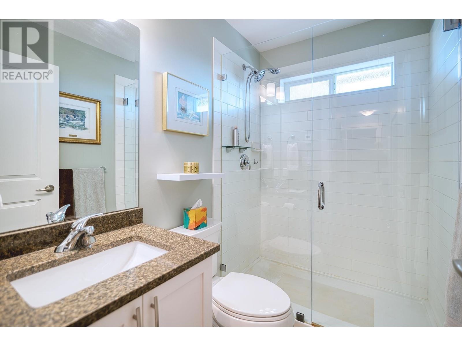 6263 Apollo Road, Sechelt, British Columbia  V7Z 0N7 - Photo 21 - R2977575