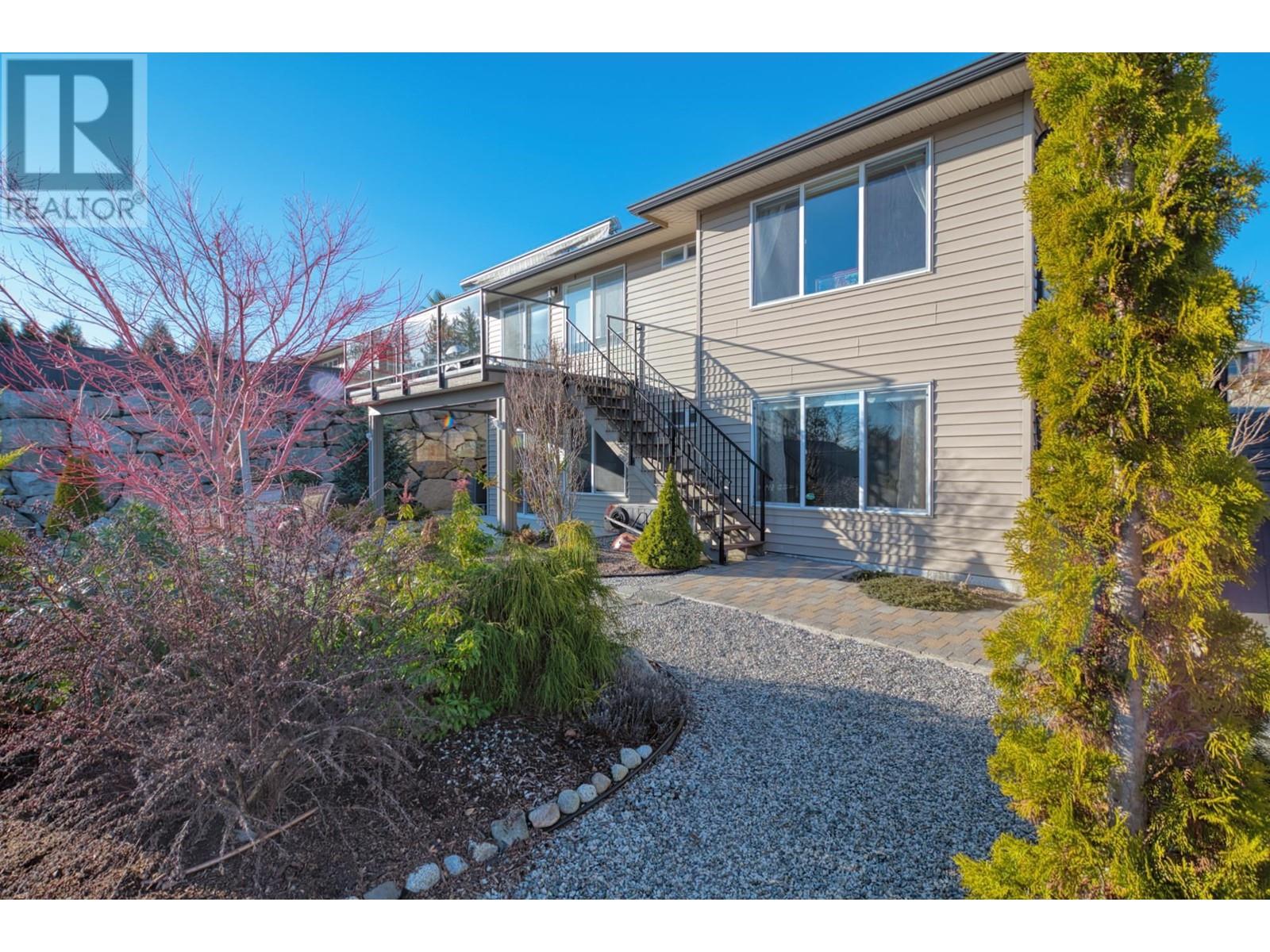6263 Apollo Road, Sechelt, British Columbia  V7Z 0N7 - Photo 36 - R2977575