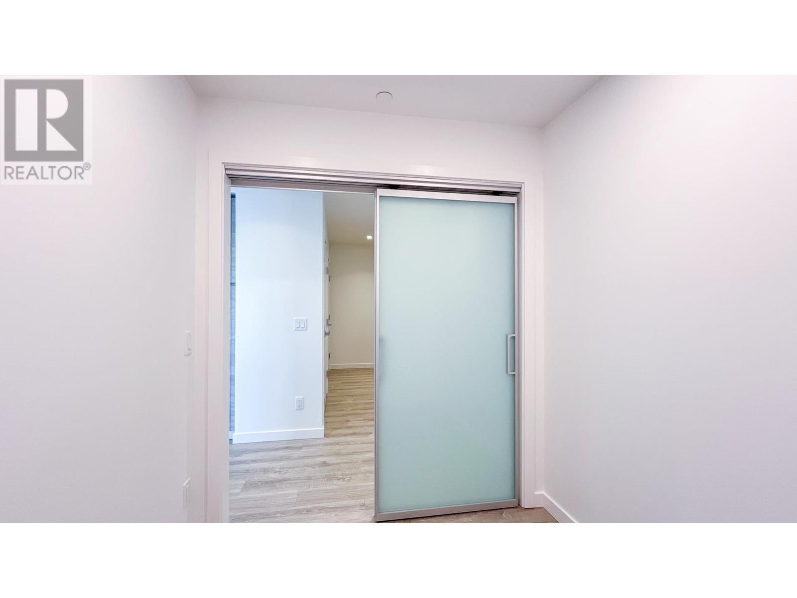 3906 660 Quayside Drive, New Westminster, British Columbia  V3M 0P1 - Photo 17 - R2978670