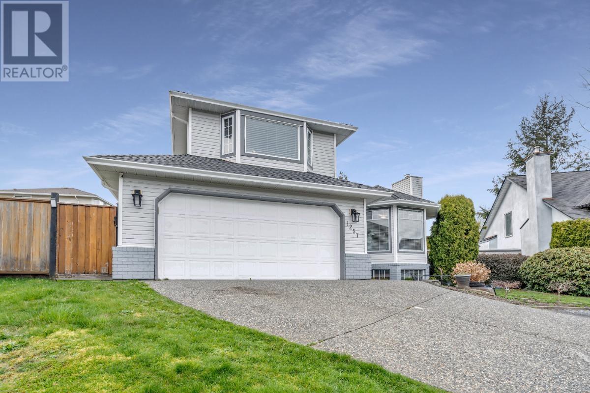 1257 Knights Court, Port Coquitlam, British Columbia  V3C 5N3 - Photo 3 - R2978913