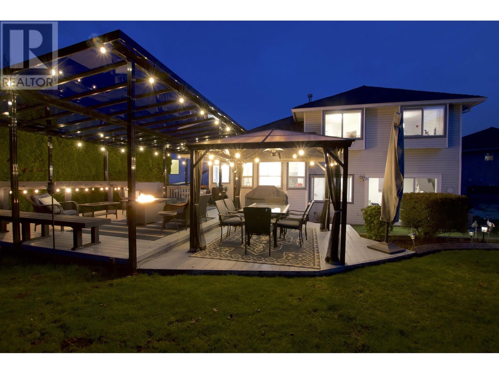 1257 Knights Court, Port Coquitlam, British Columbia  V3C 5N3 - Photo 2 - R2978913