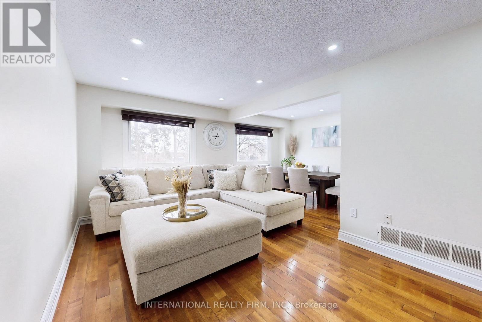 Property at 62 - 60 HANSON ROAD image 5