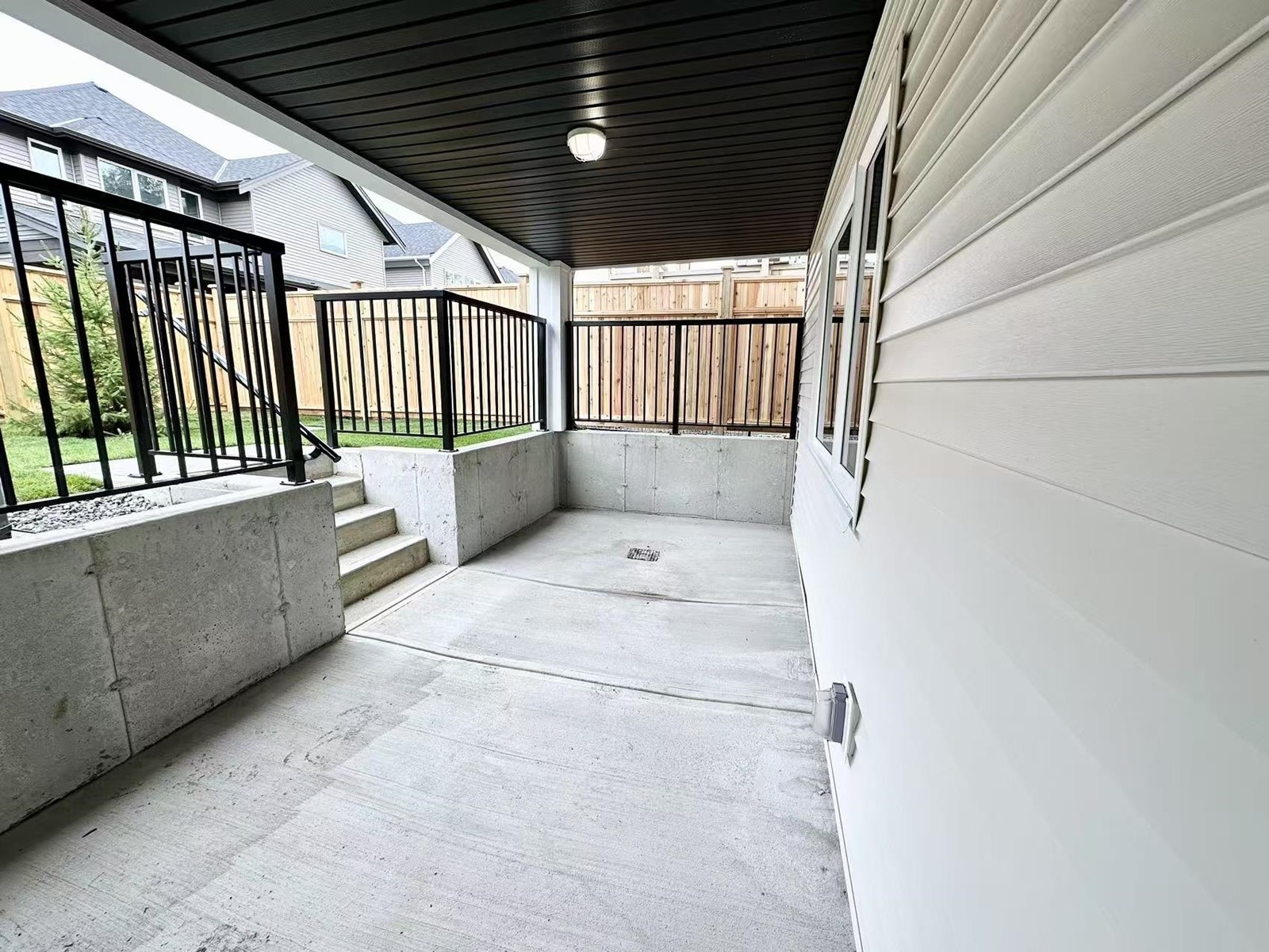Basement Suite 20527 77a Avenue, Langley, British Columbia  V2Y 4K3 - Photo 10 - R2978972