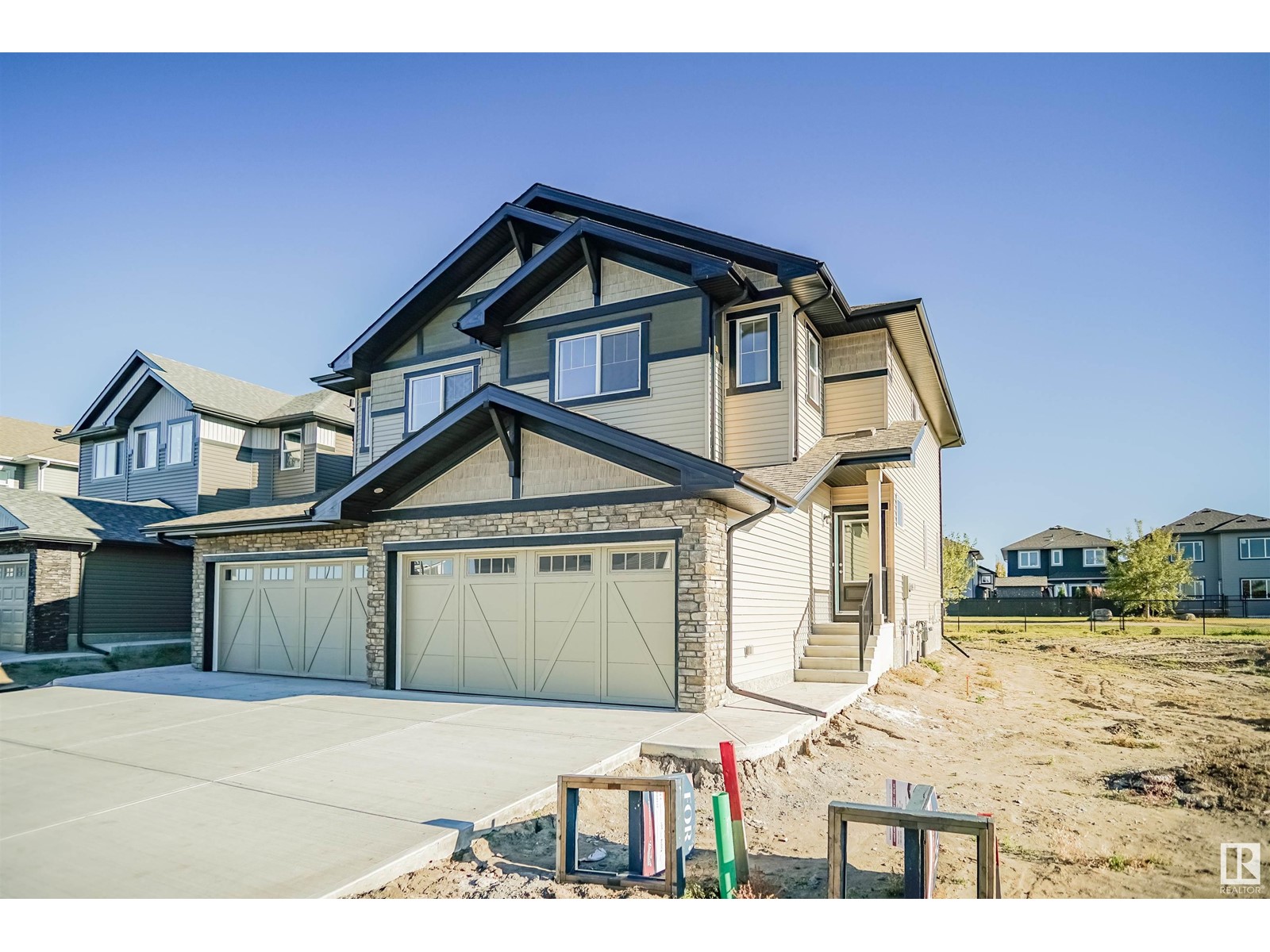 Property at 179 Savoy CR image 1