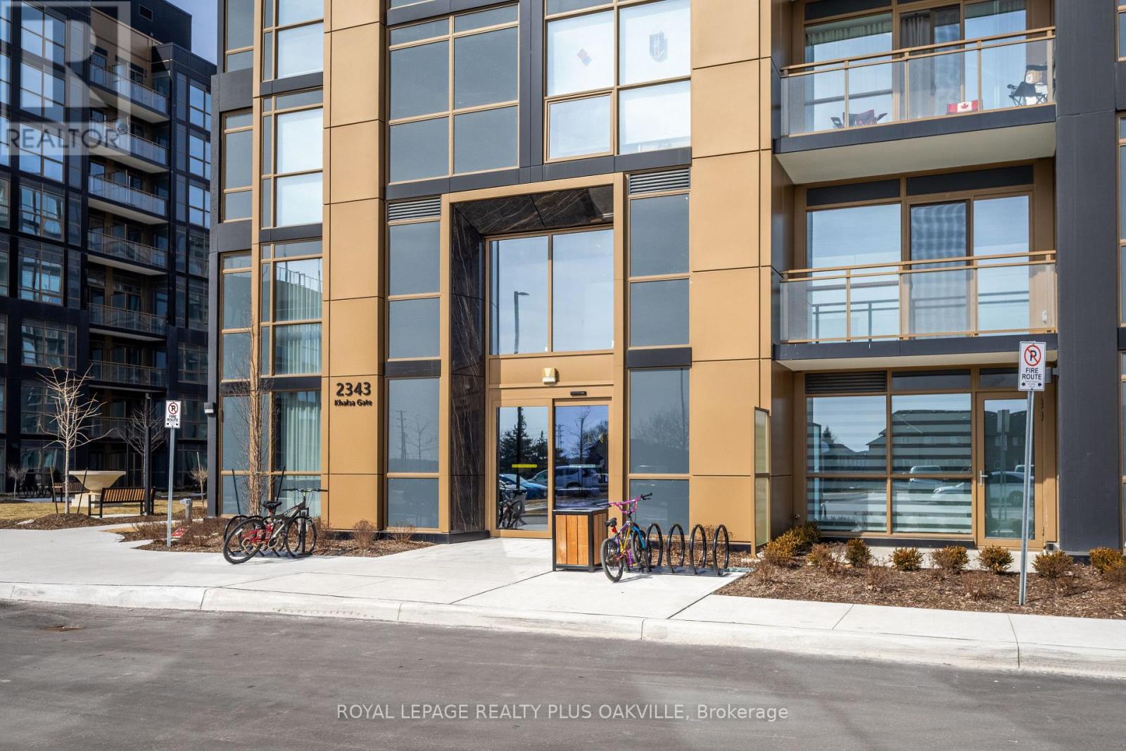 Property at 330 - 2343 KHALSA GATE image 3