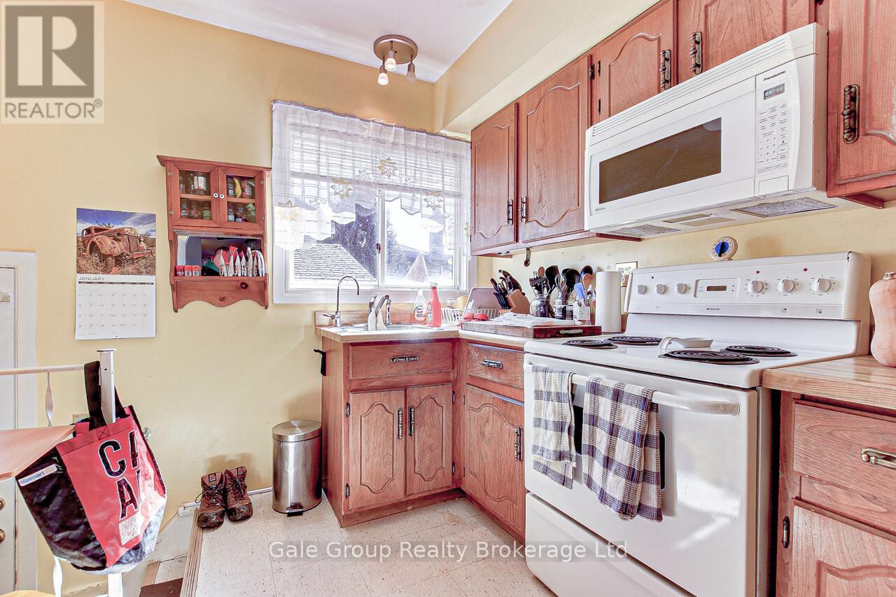 Property at 1251 FLORENCE STREET image 3