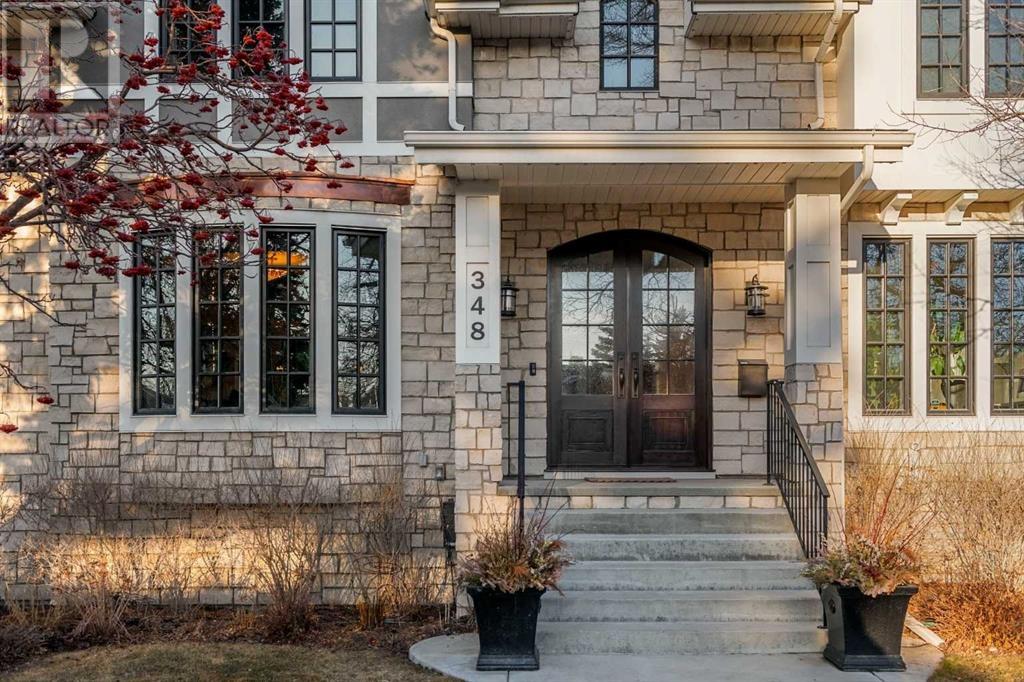 348 Superior Avenue Sw, Calgary, Alberta  T3C 2J2 - Photo 3 - A2198577