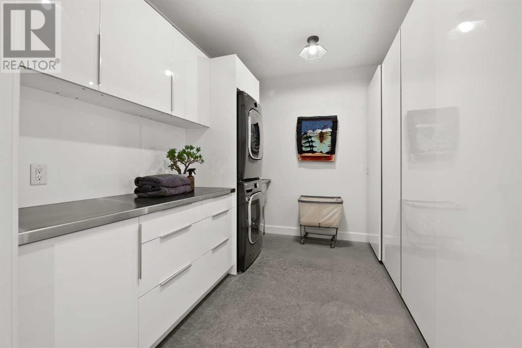 348 Superior Avenue Sw, Calgary, Alberta  T3C 2J2 - Photo 45 - A2198577
