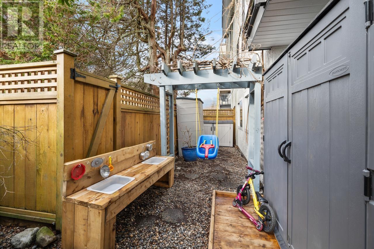 105 1515 Chesterfield Avenue, North Vancouver, British Columbia  V7M 2N5 - Photo 24 - R2978679