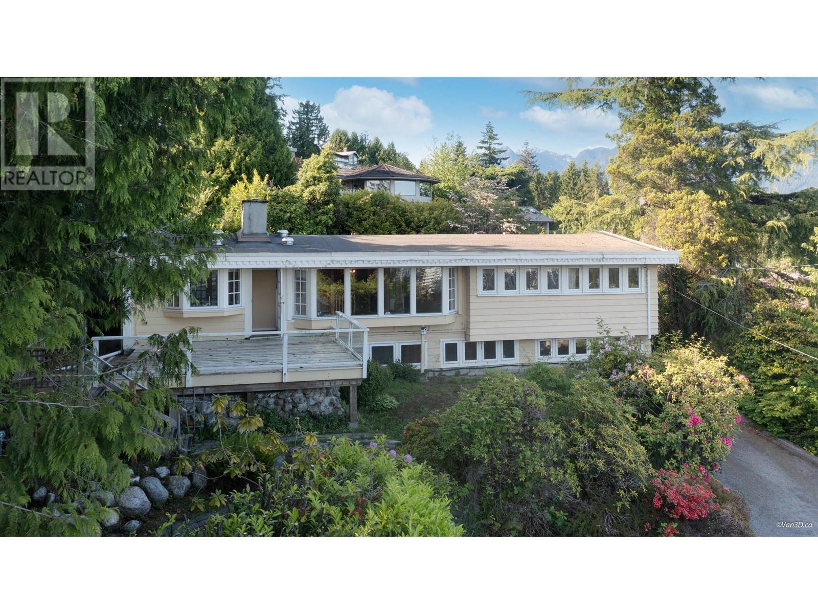 825 8th Street, West Vancouver, British Columbia  V7T 1S1 - Photo 8 - R2978946