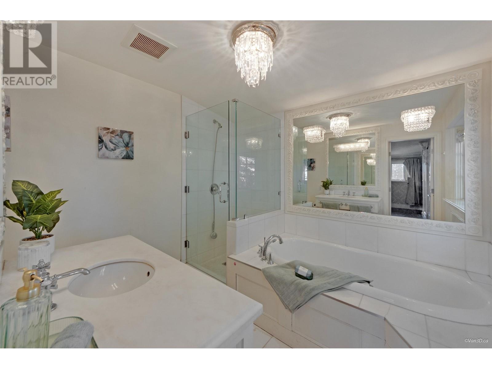 825 8th Street, West Vancouver, British Columbia  V7T 1S1 - Photo 19 - R2978946